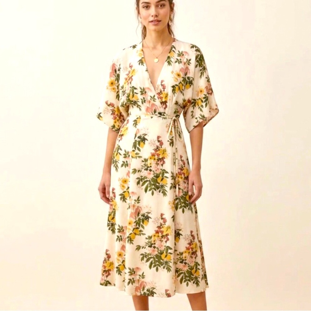 Reformation Karen Floral Wrap Midi Dress in Cream Yellow Short Sleeve Size XS